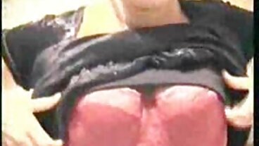 Brazzers: Jimmy kończy ruchając swoją macochę Quinn Waters po znalezieniu jej zabawki zdjęcia erotycze erotycznej w PornHD