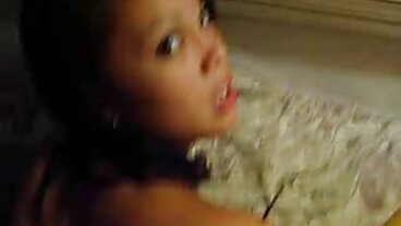 Duży erotyczne fotografie tyłeczek BBW Mazzaratie Monica ujeżdża ostro