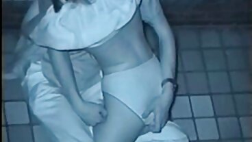 Najlepsza cheerleaderka Gia Derza pokazuje umiejętności seksualne darmowe zdjęcia pornograficzne