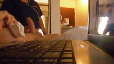 Nocne piękności robią niegrzeczne rzeczy z fajnymi zdjęcia erotyczne za darmo kutasami