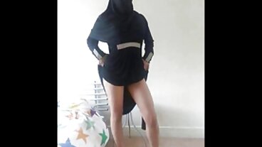 Isis Love masuje penisa swojego zdjęcia erotyczne darmowe pasierba